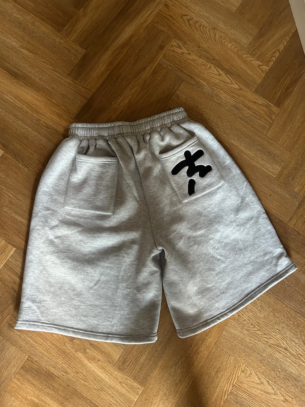 Grey shorts V2